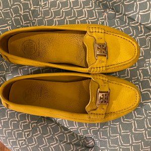 Tory Burch Driving Moccasins Yellow Size 8